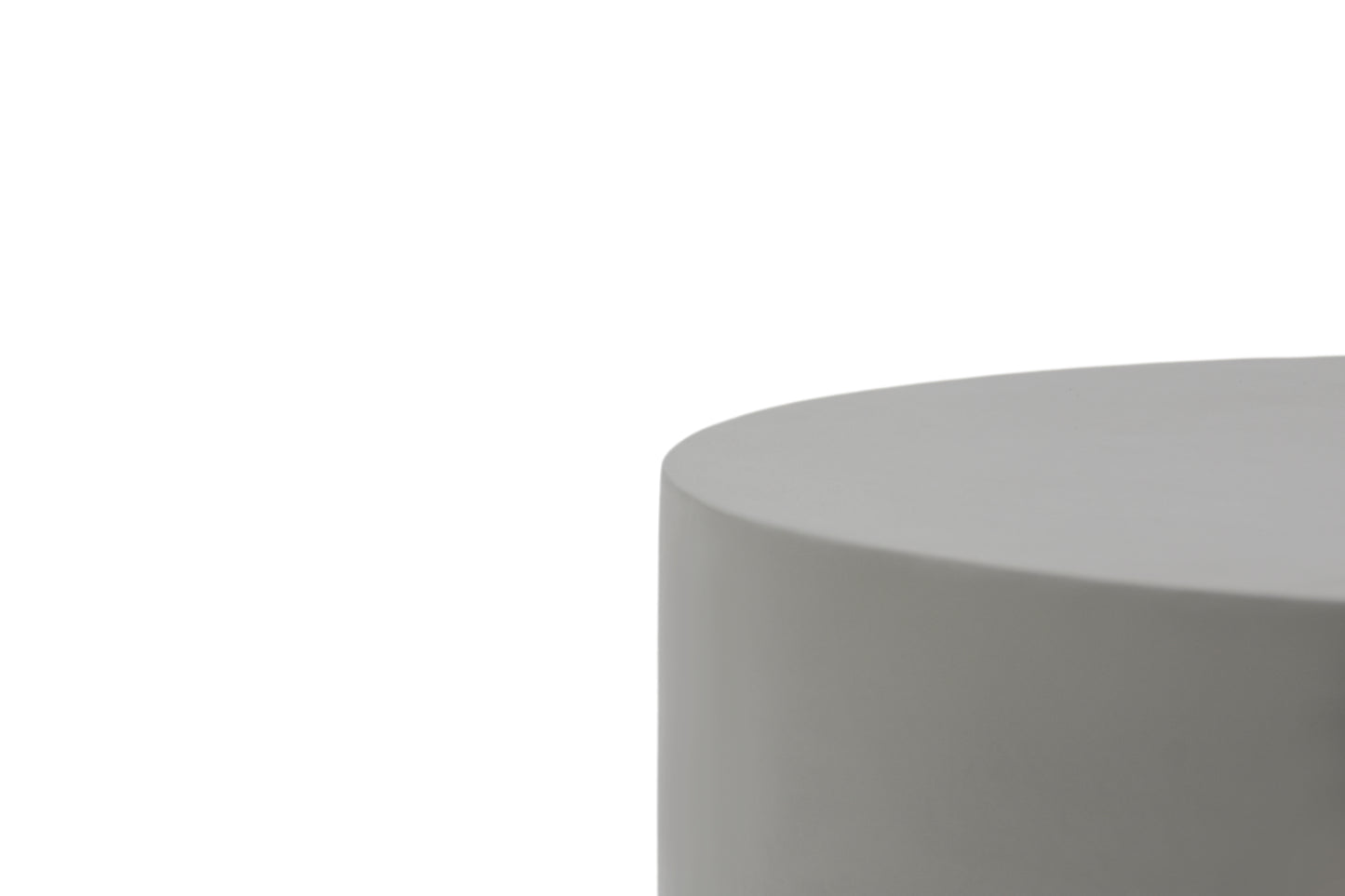 Elementi Home Rome Round Concrete Coffee Table 33.9 x 33.9 x 16.1 in