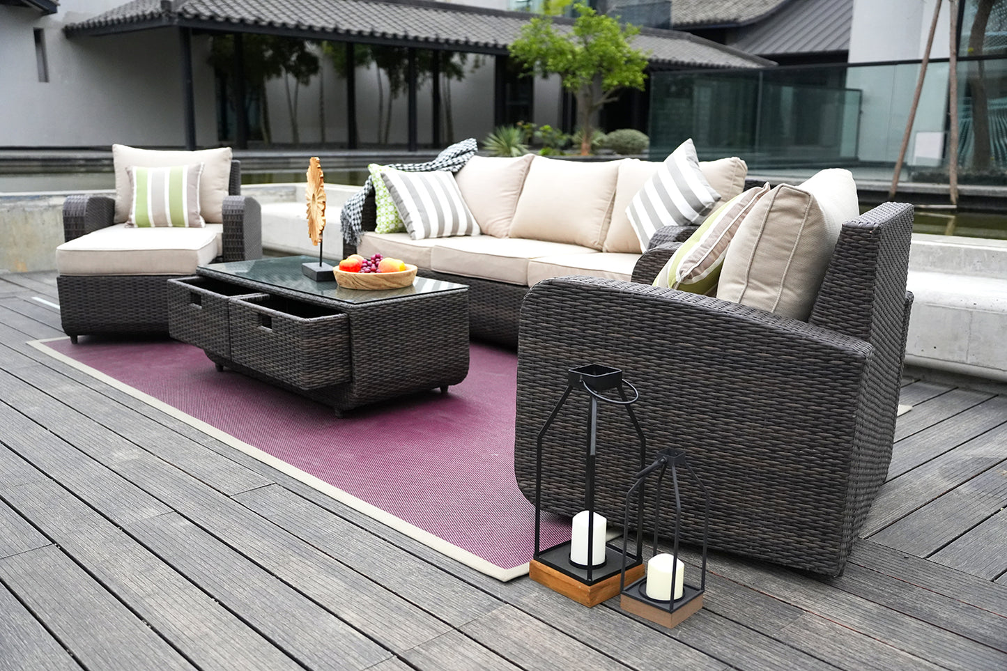 Homeroots Strathmere Brown 5-Piece Wicker Patio Conversation Set With Black Cushions