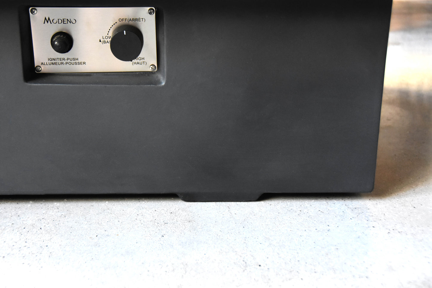 Modeno Branford Fire Table