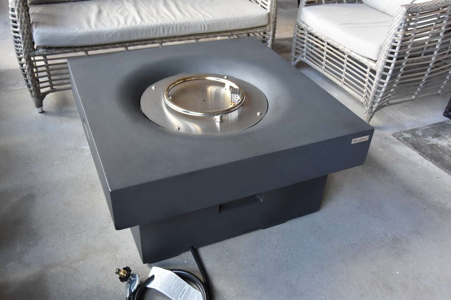 Modeno Branford Fire Table